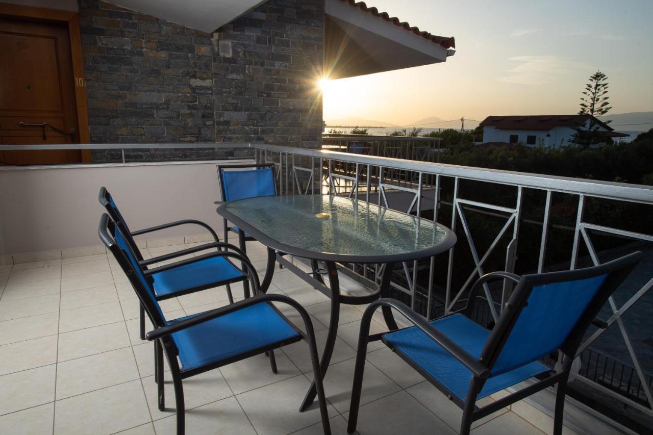 Punda 4 Seasons Apartment Diakopto Ngoại thất bức ảnh